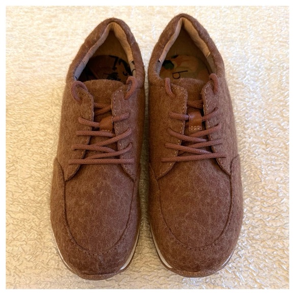 B.O.C. Wool Kacey Lace Up Sneakers Size 6 Dark Brown White NEW - Picture 6 of 10